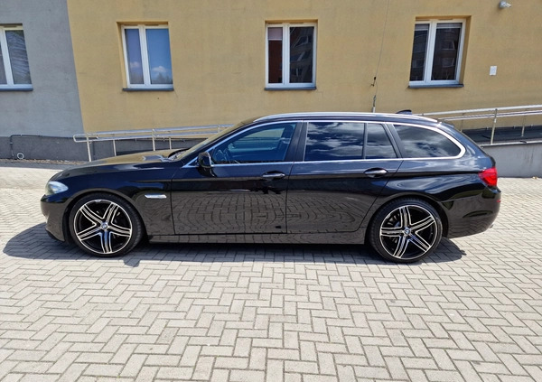 BMW Seria 5 cena 46990 przebieg: 249800, rok produkcji 2011 z Częstochowa małe 254